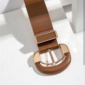 Elegant Brown and tan Fashion Belt leather Gold Buckle Accents 41 inches